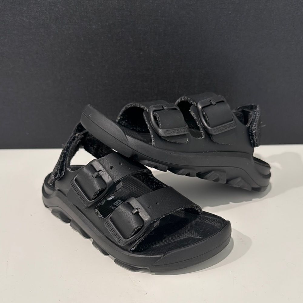 Kids Birkenstock “mogami” sandals